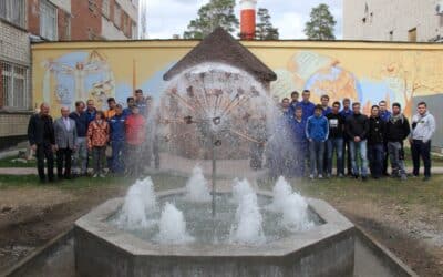 SHK Azubi von Kohl Wasser + Wärme  baut Brunnen in Russland